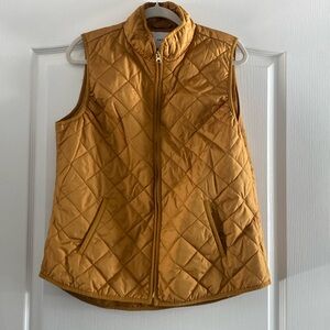 NWOT! Old Navy textured Vest!